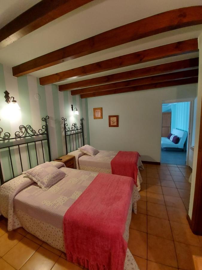 ホテル Casa De Labranza Ria De Castellanos アルヌエロ エクステリア 写真