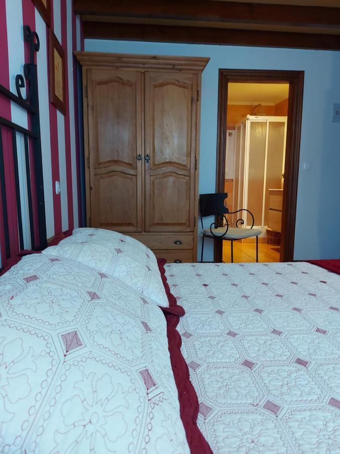 ホテル Casa De Labranza Ria De Castellanos アルヌエロ エクステリア 写真