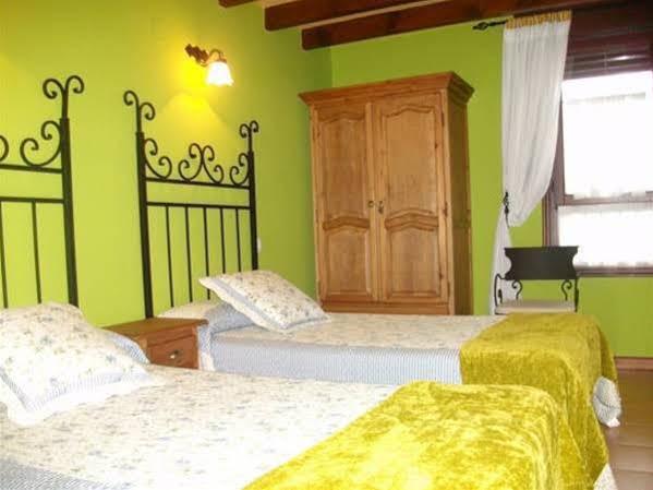 ホテル Casa De Labranza Ria De Castellanos アルヌエロ エクステリア 写真
